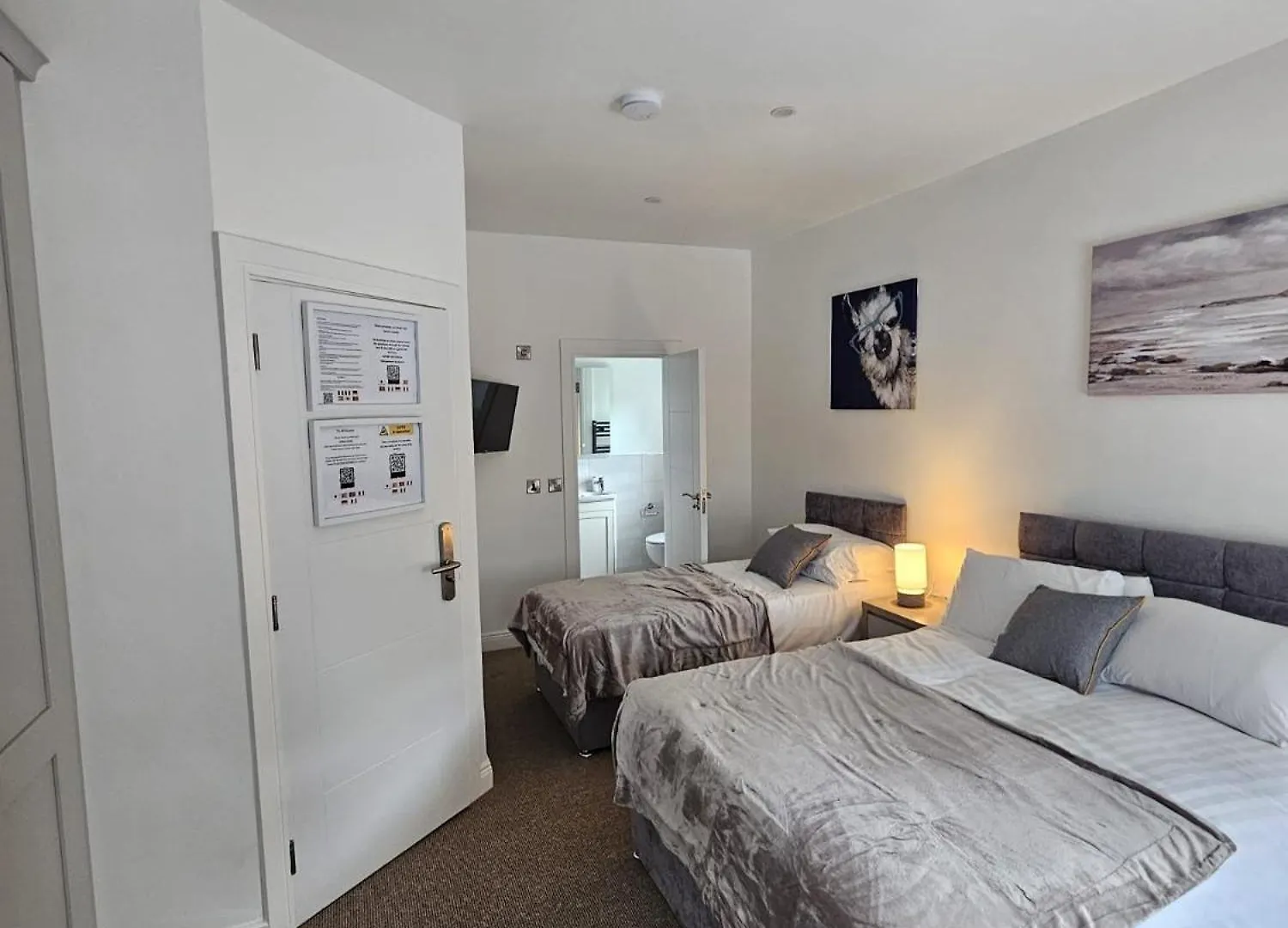 Number33 Bed & Breakfast Galway